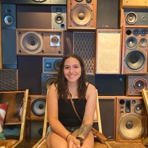 Meet your Posher, Ashley